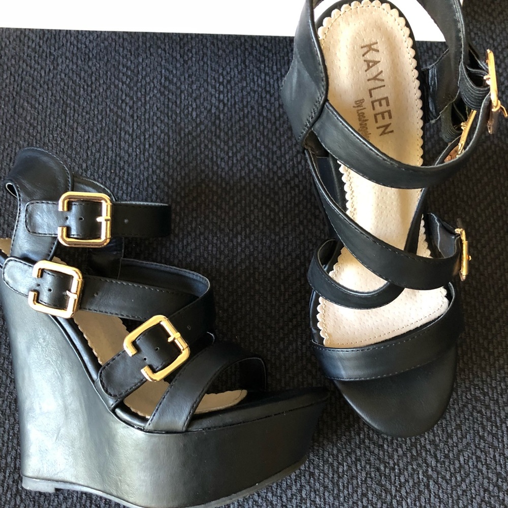 Kayleen Black Platforms
